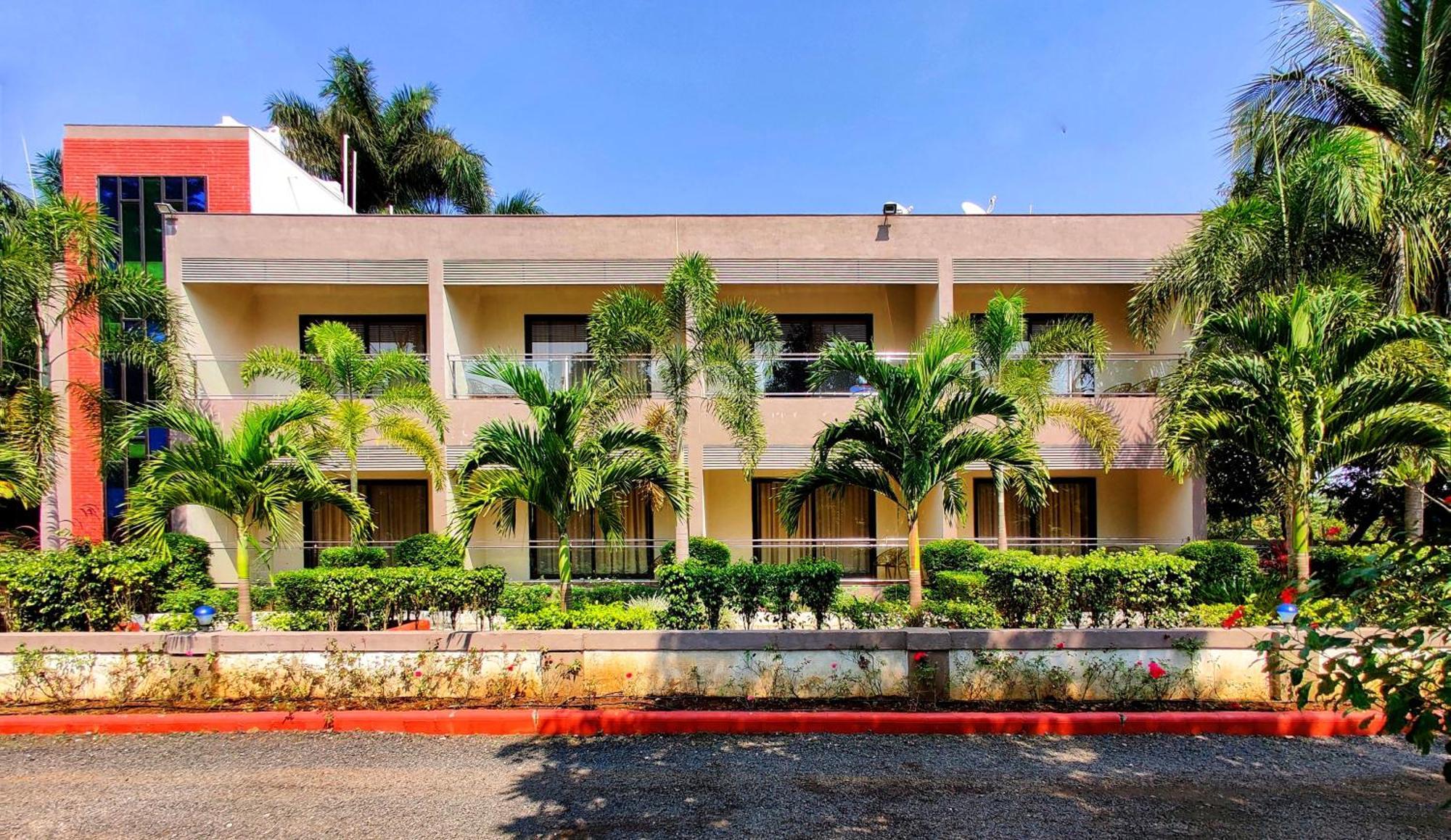 Hotel Anil Farmhouse Gir Jungle Resort Sasan Gir Buitenkant foto